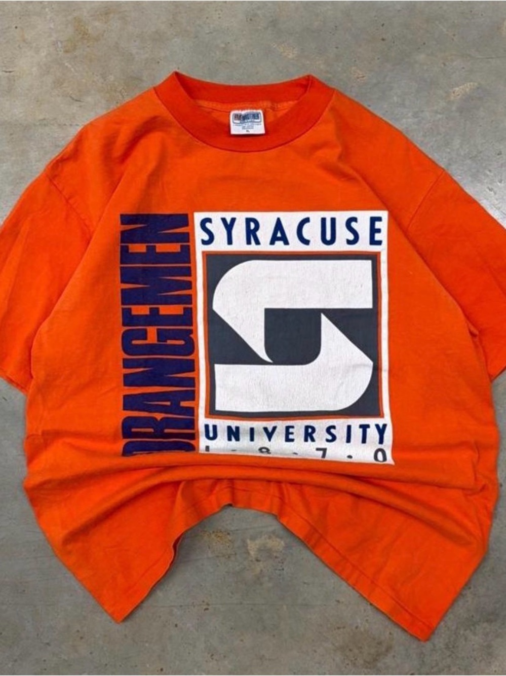 Vintage 1990s Syracuse Orangemen t-shirt block S single stitch, USA